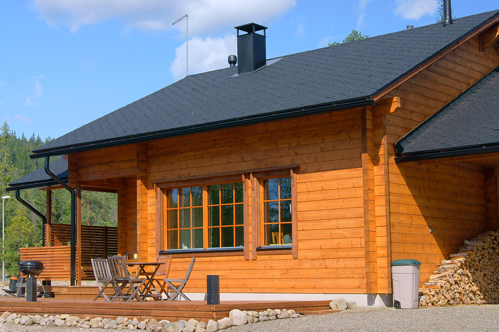 Holiday apartment - wooden cottage in forest